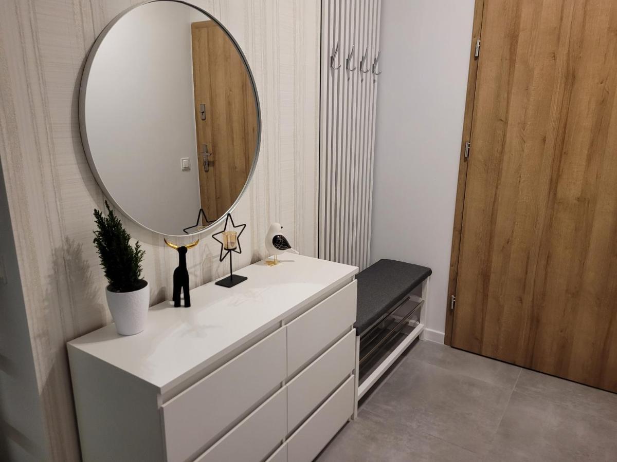 Apartament Nina Jelenia Gora Bagian luar foto