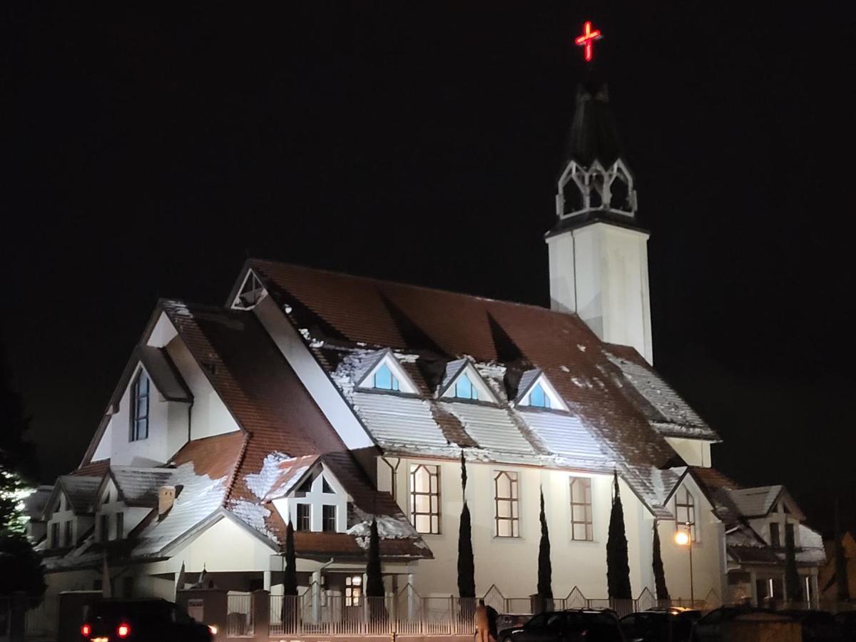 Apartament Nina Jelenia Gora Bagian luar foto