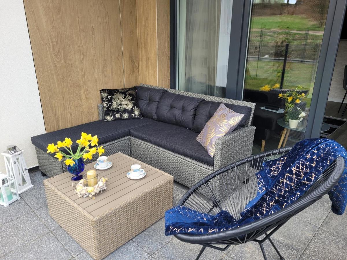 Apartament Nina Jelenia Gora Bagian luar foto
