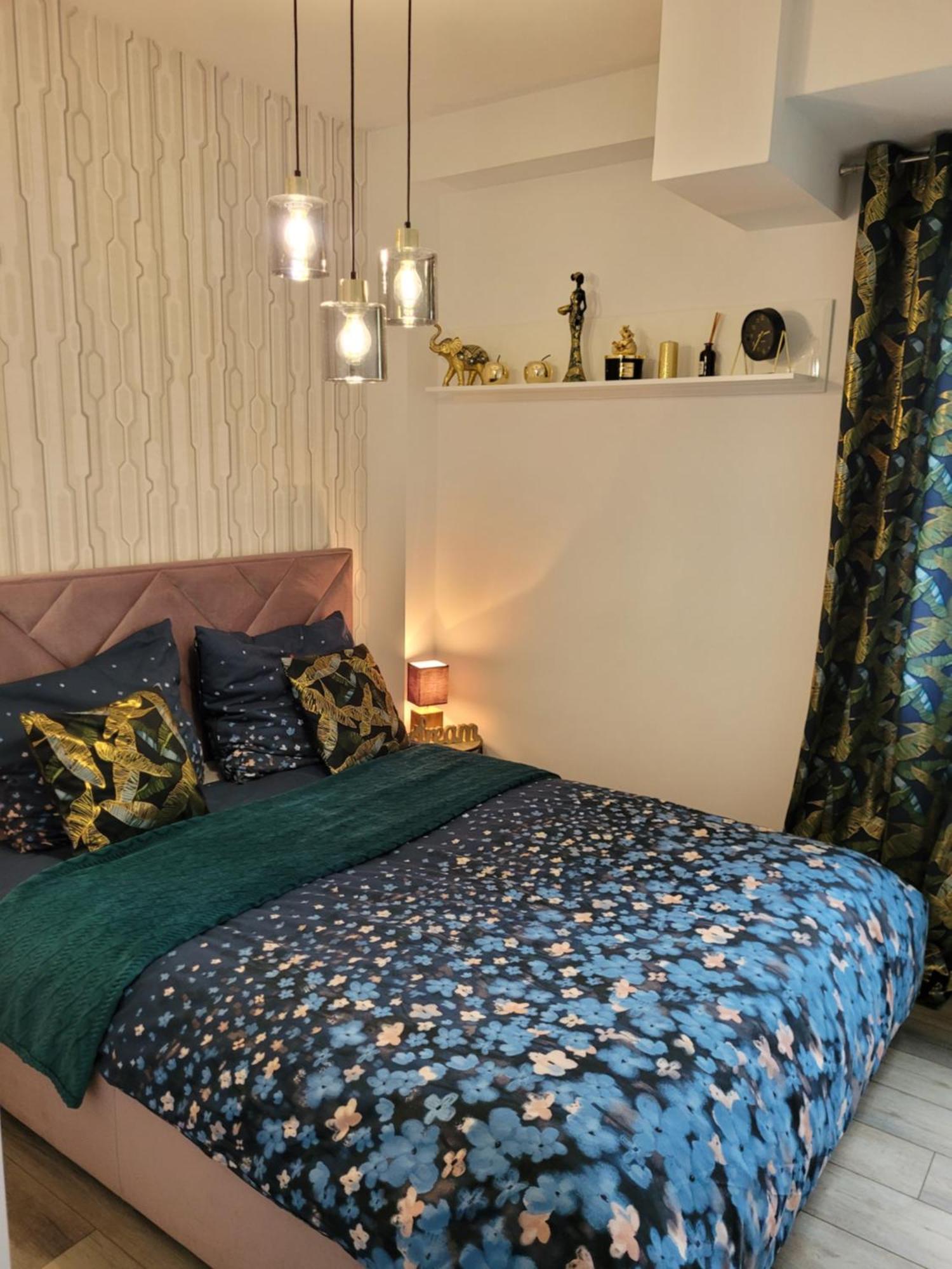 Apartament Nina Jelenia Gora Bagian luar foto