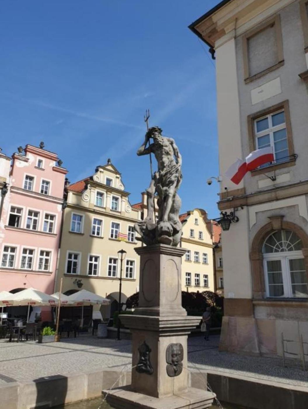 Apartament Nina Jelenia Gora Bagian luar foto